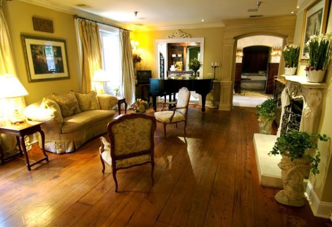 Main Street Inn & Spa Hilton Head Island Interior photo